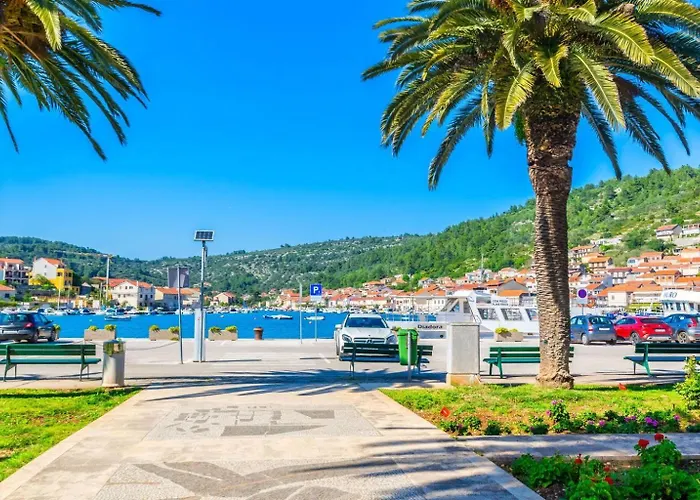 Marijela * Vela Luka